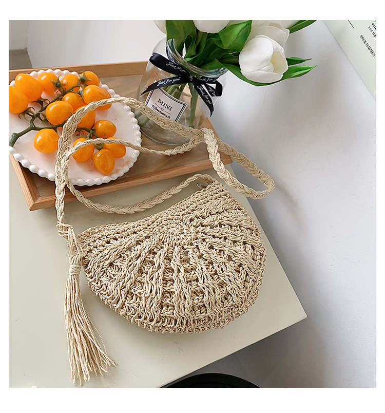 Women's Small Straw Solid Color Fashion Tassel Round Open Straw Bag display picture 3