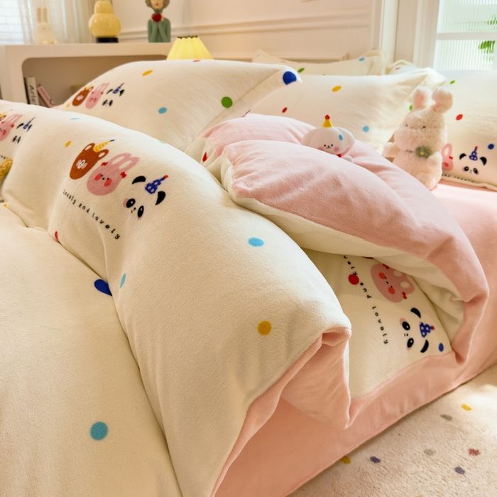 New Trendy Internet-Famous Towel Embroidery Winter Thickened Milk Velvet Printed Four-Piece Set Single Duvet Cover Fresh Baby Cartoon