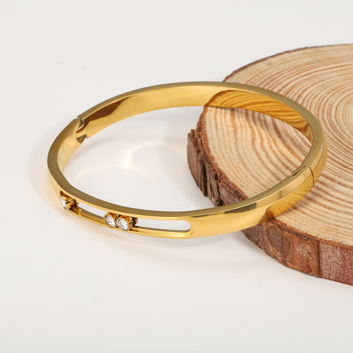 27g Weight Casual Simple Style Solid Color Titanium Steel Zircon Bangle In Bulk