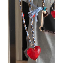 ͹KtɫȻʯŮʿLë朶Ͱ