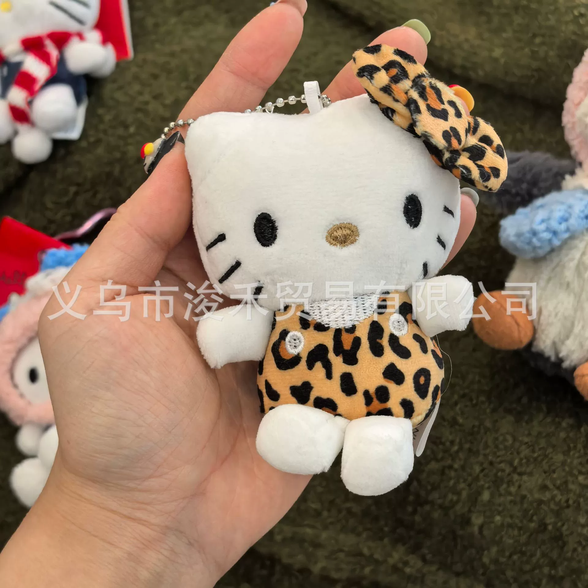 Плюшевый брелок-подвеска Hello Kitty, милый кукольный брелок для сумки, 11 см, легкий и прочный