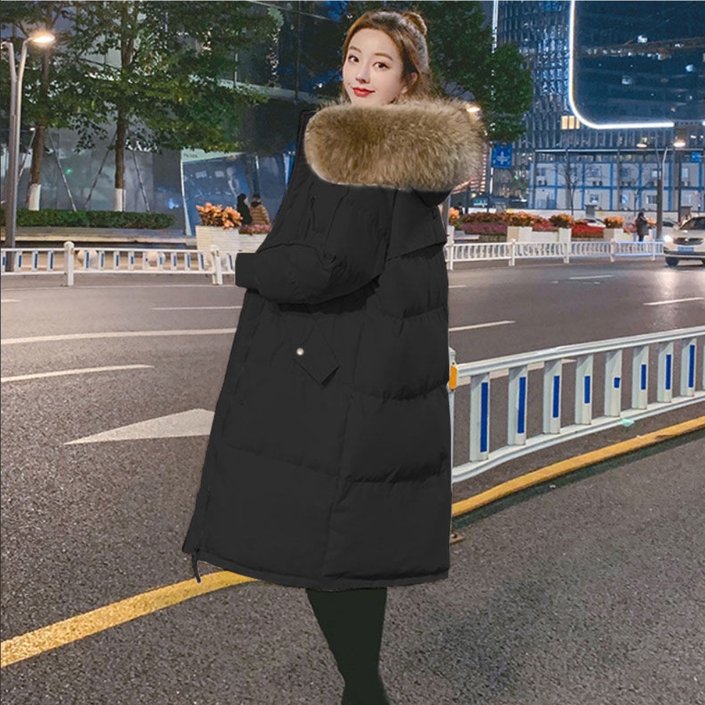 탈부착 가능한 블랙 퍼 칼라