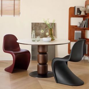 Pandong Chair Designer Dining Chair 2025 New Chair Italian Light Luxury Minimalist Plastic Negotiation Creative Makeup Stool