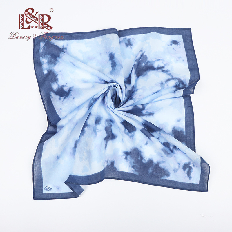 春夏塗鴉風藍色深淺印花輕薄兒童圍巾55*55CM新款女款廠家2021