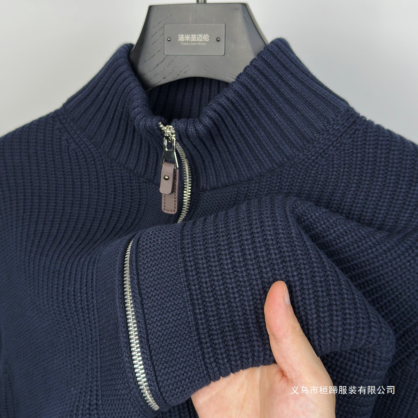 Anti-pilling heavy-duty double-zipper jacket, knitted solid color sweater for men, thickened for autumn and winter, 2026 new model, coffee color