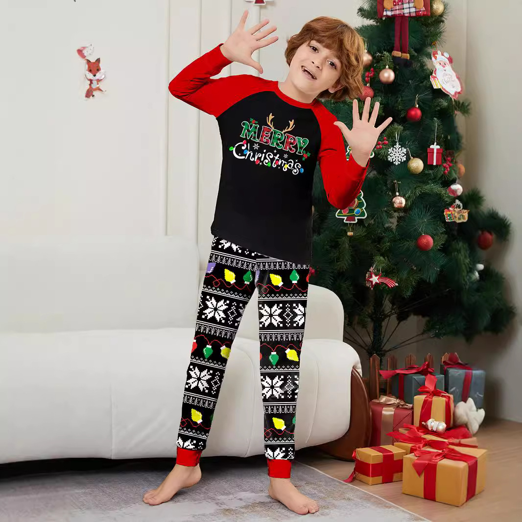 Pyjama imprimé pour la maison avec lettres de Noël et rayures en flocons de neige_voghion.com