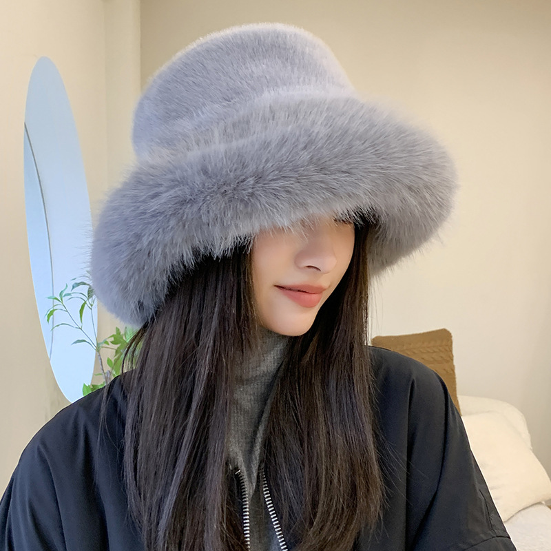 Women Winter Warm Hat Soft Fluffy Faux Fur Bucket Hat  display picture 1