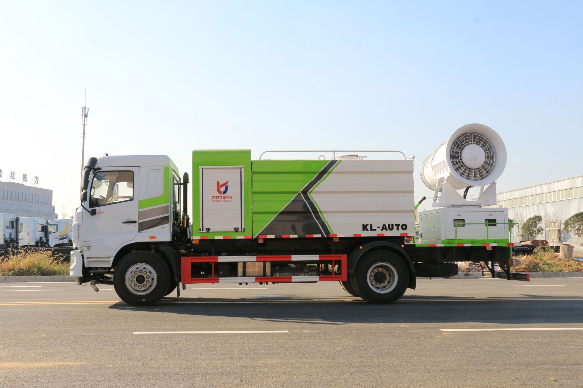 Dongfeng Huashen Kl5 (Round Tank 11.5 Square Installation 50~ 100m Fog Cannon) Municipal Garden Dust Reduction Spray Truck