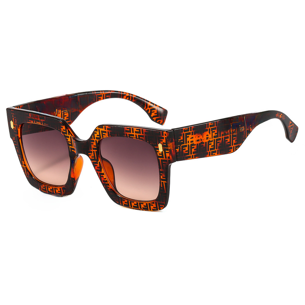 Retro trend square sunglasses