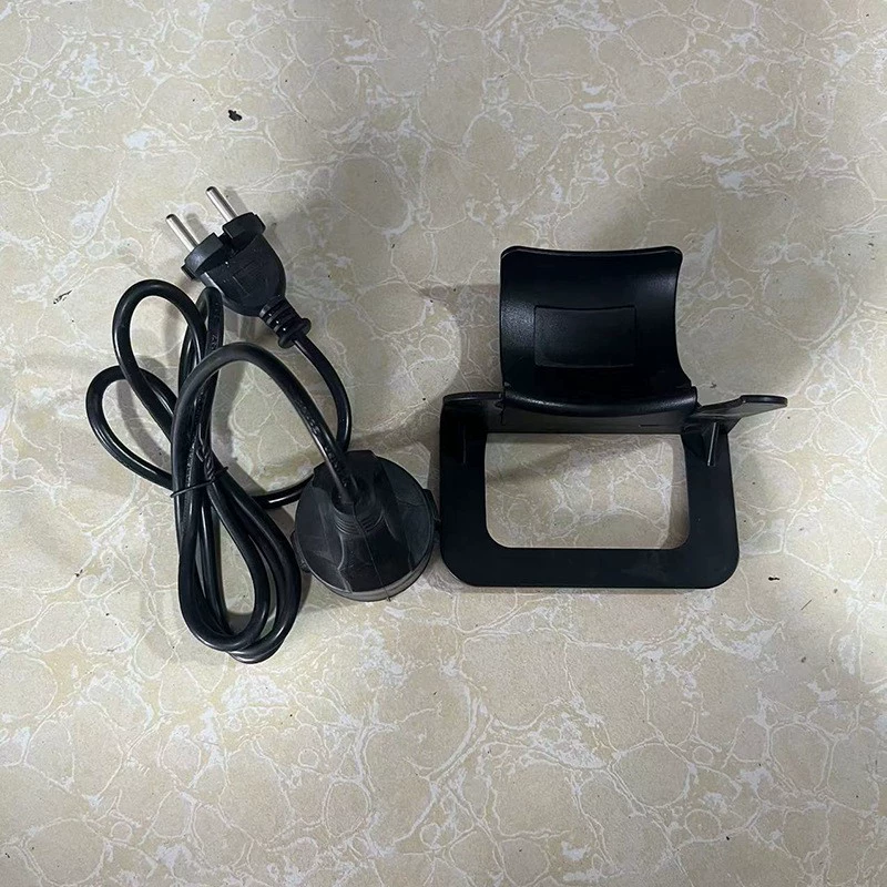 Cross -border mini small home heating machine desktop portable wall -mounted round electric heating fan small solar heater