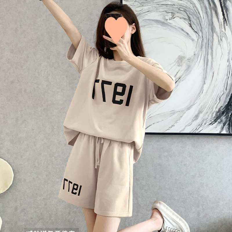 Fashion Casual Sports suit Women's Summer 2025 New Fashionable Loose Digital Printed Wide-leg Shorts Two-piece Set