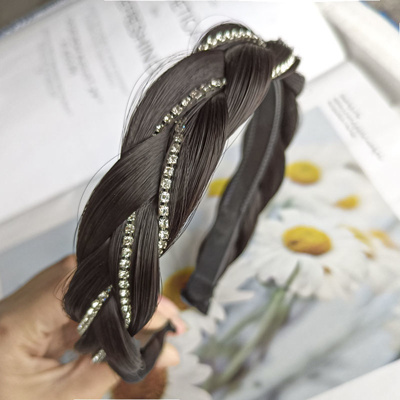 다크 브라운 블랙