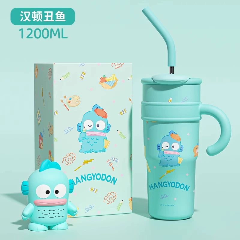 Поильник со трубочкой (Sanrio) большой ёмкости 700 / 1200 мл с ручкой и дизайнами персонажей