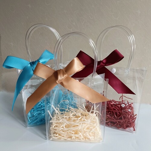 PVC Hand-held Bags with Buttons as Gift Ribbons, Transparent Gift Packaging Bags for Wholesale