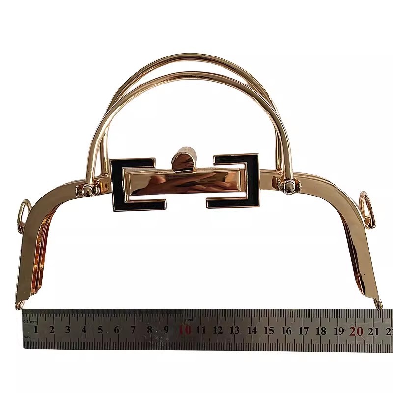 21.5cm pistola de oro claro negro curvo liso doble mano tirada sin agujero en tornillo joyería hecha a mano oro en stock image 3