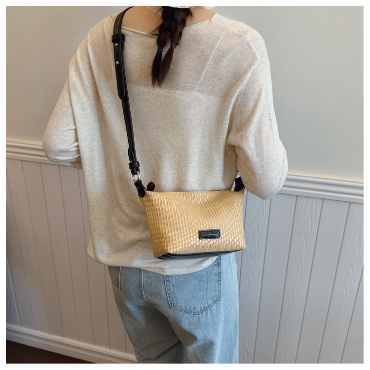 Summer niche underarm bag for women, 2025 new retro and fashionable handbag, versatile single-shoulder crossbody bucket bag undefined