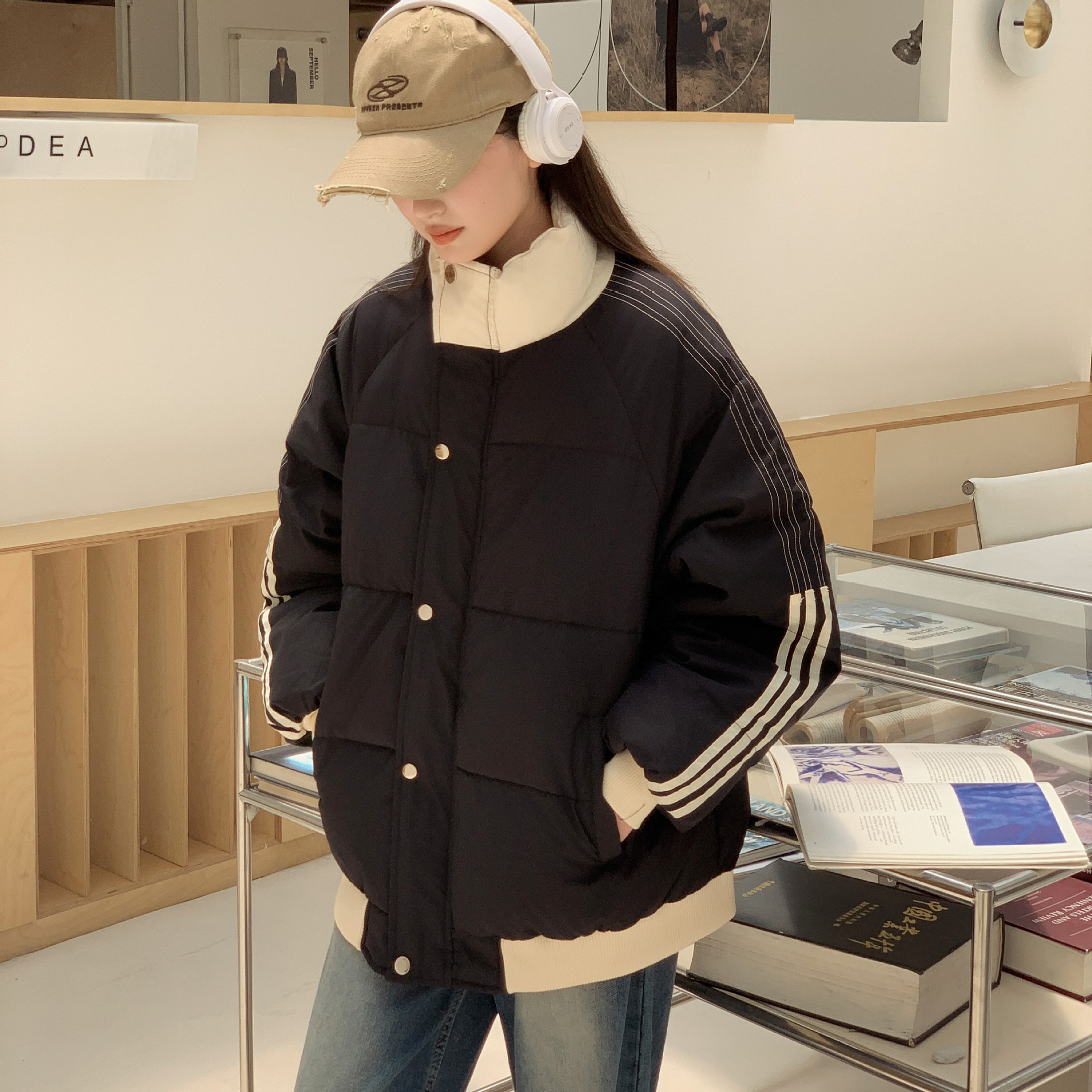 2024 nueva chaqueta de algodón de pluma para mujeres sensación de alta calidad super hermosa chaqueta de algodón de invierno coreana pequeña chaqueta de pareja de algodón