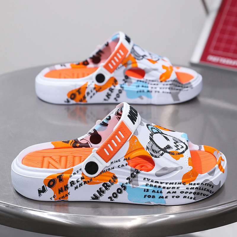 Sandalias y pantuflas de distribución transfronteriza para hombres, ropa exterior de verano, suela gruesa, sensación de mierda, sandalias de playa, tendencia, conducción de dos manos, talla grande