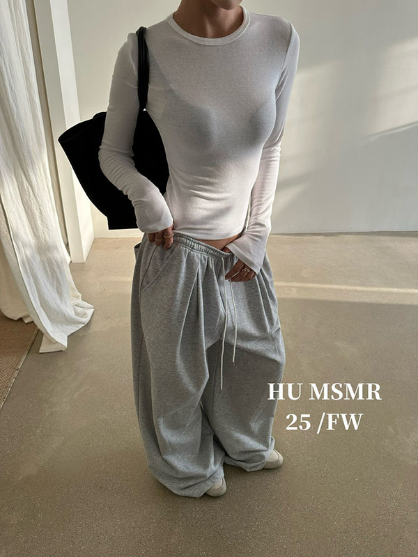 广州十三行HUMSMR爆款简约百搭圆领修身纯色长袖T恤D1850|undefined