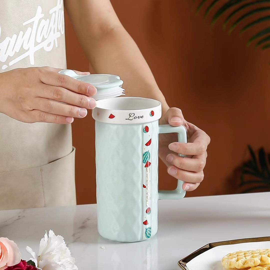 Creativo fresco vacío de gran capacidad taza cerámica personalizada agua japonés verano fruta serie con tapa