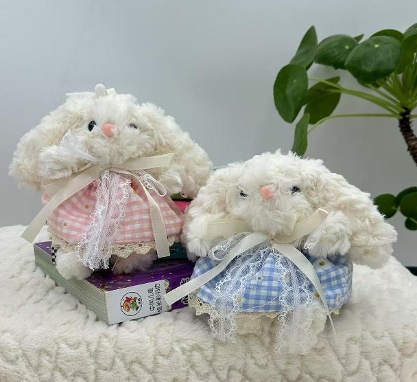 格子裙兔 / 精品4寸多颜色的随机发[单款20起批】