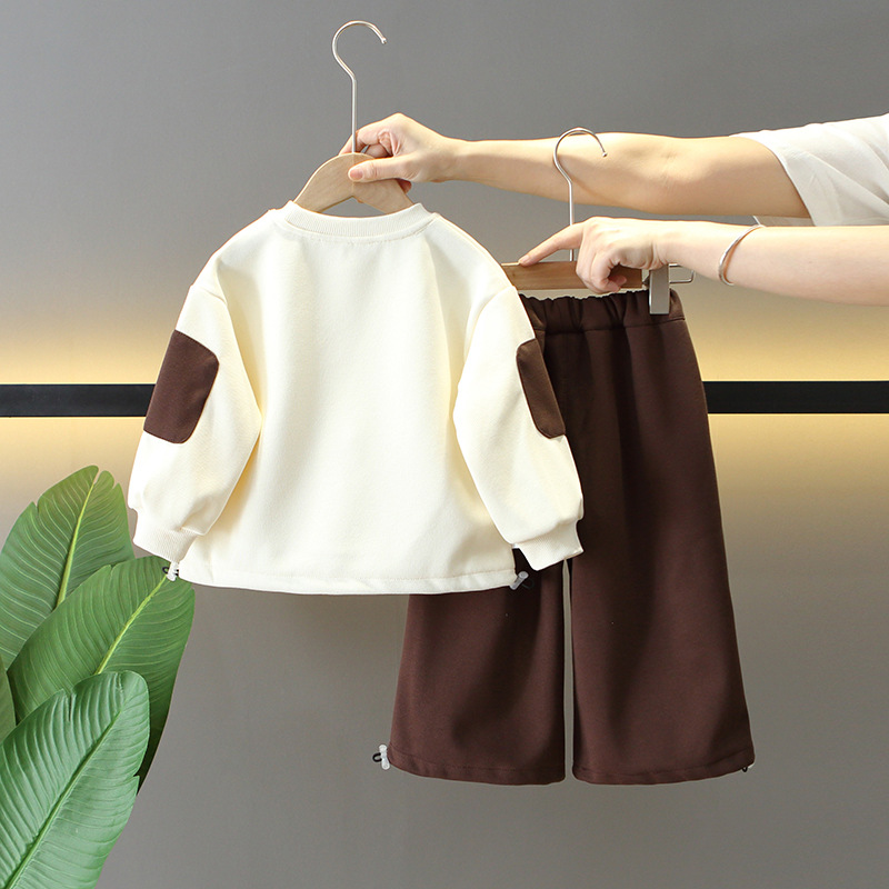 6165 Traje de primavera y otoño para niños 2025 nuevo estilo estilo occidental suéter para niños de dos piezas bebé deportes y ocio para niños