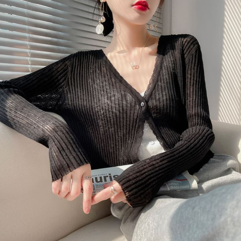 검은색
