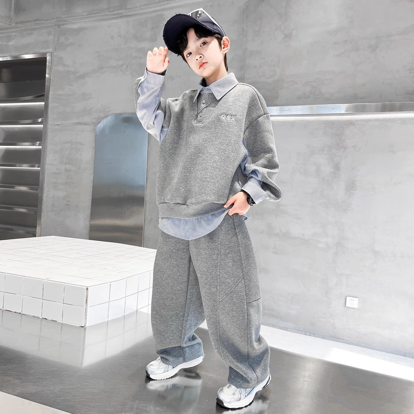 Boys' Autumn Sweatshirt Set 2025 New Style for Older Children, Spring and Autumn Polo Shirt, Fashionable and Stylish Autumn Sports