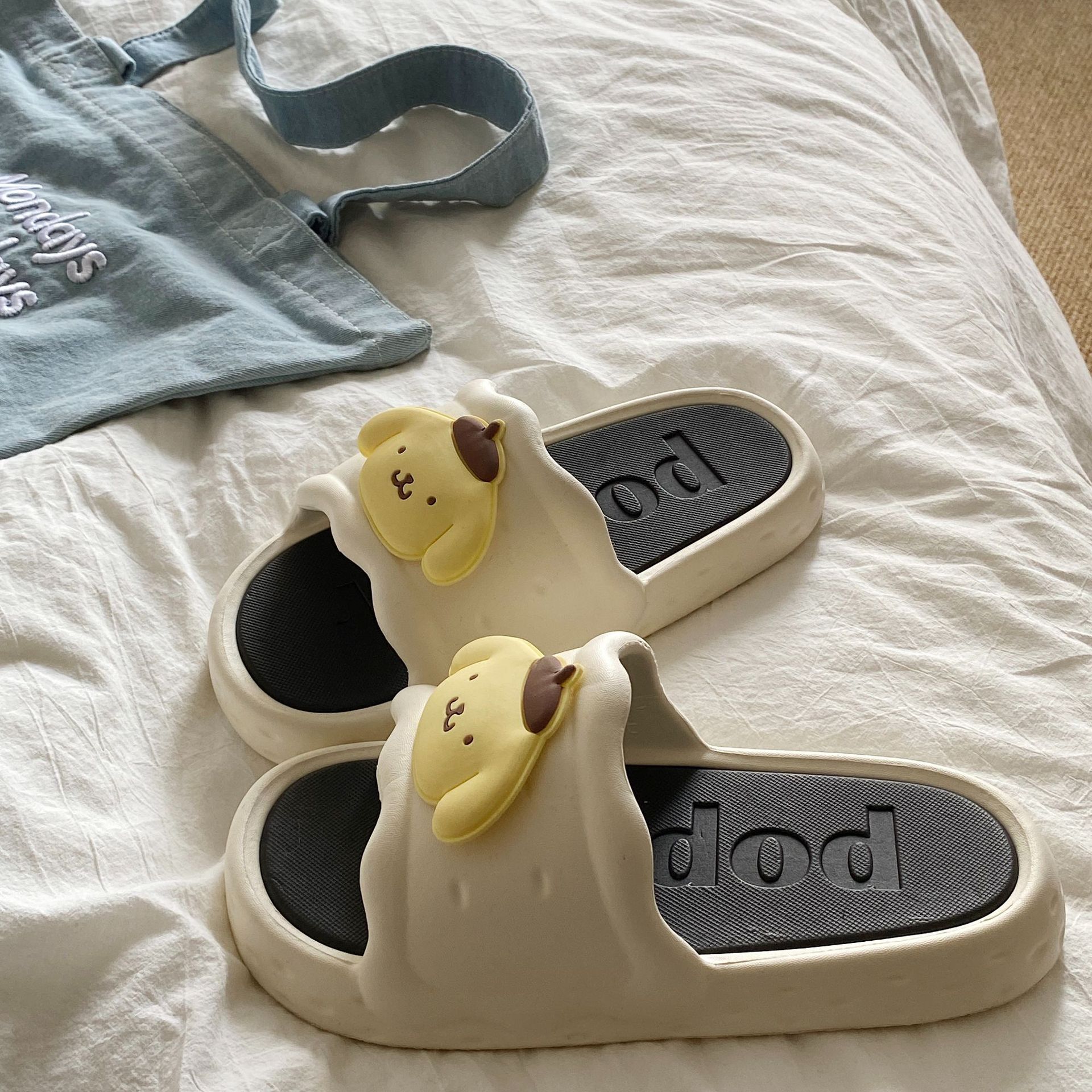 노란 푸딩 개, 얼굴이 하얗고 바닥이 검은 색 [블랙 라벨 부티크 에디션]
