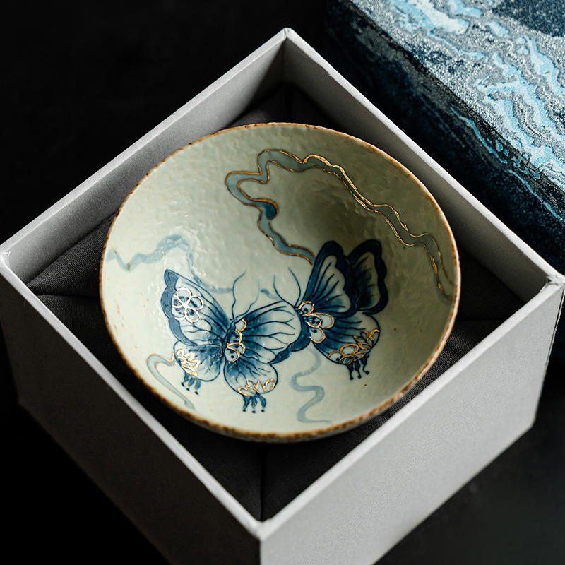 파란색과 Platen Flint Red Wide Mouth Cup Pu'er Tea Cup 골드 페인팅 순수 손으로 그린 나비 티 보울 티 컵 개인 스페셜