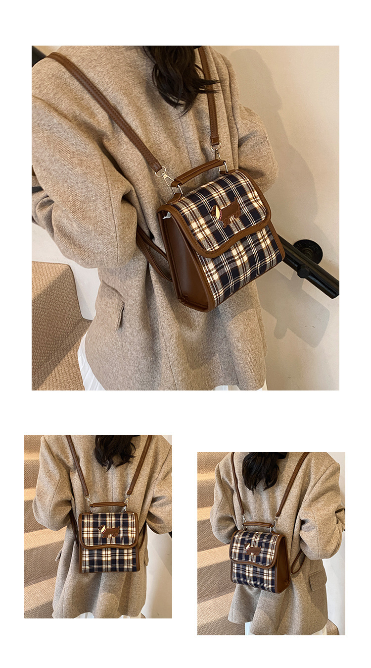 College-style backpack for women 2024 autumn new Dachshund student handbag, retro commuter crossbody bag Item Picture