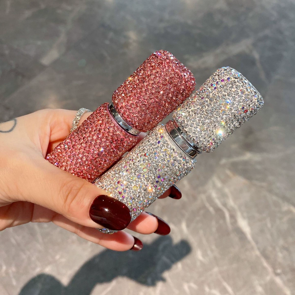 Трансграничная горячая распродажа, легкая роскошная инкрустированная бриллиантами флакон для заправки духов, маленькая пустая бутылка, флакон для лосьона, дорожный размер, портативный производитель, оптовая продажа