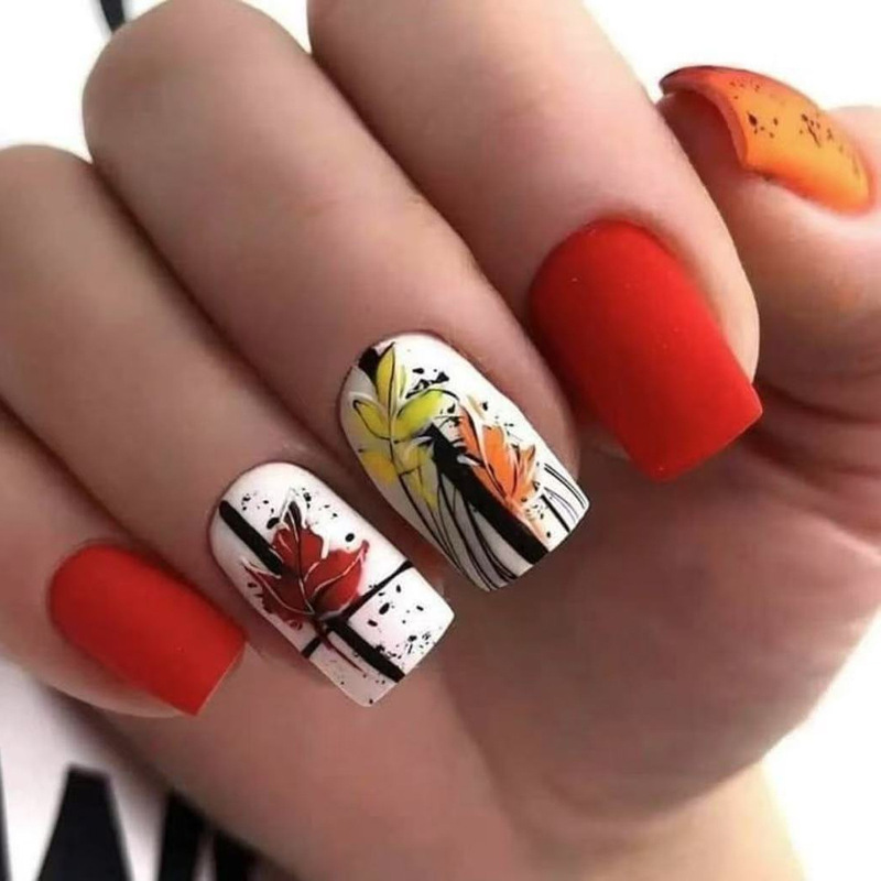 Autumn Red-Orange Color-Blocking Maple Leaf Graffiti Design Thanksgiving Chinese Matte Wearable Nail Art Patches Fake Nails