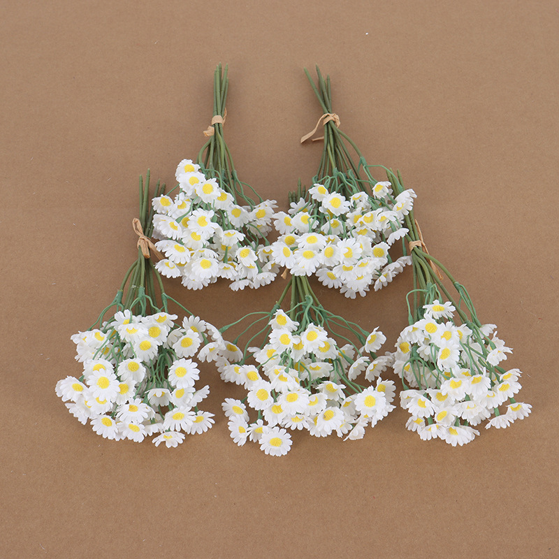 Ins Fresh Hand Notes Chamomile Daisy Artificial Flowers Home Office Desktop Decoration Artificial Flowers Photography Props Ins Fresh Hand Notes Chamomile Daisy Artificial Flowers Home Office Desktop Decoration Artificial Flowers Photography Props