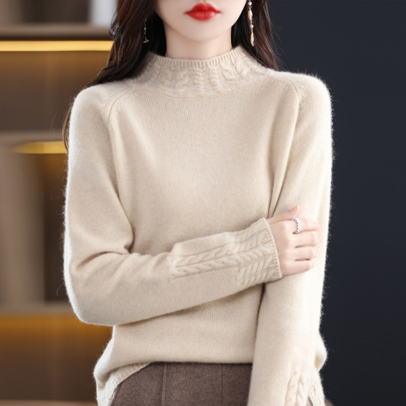 Autumn and Winter Thickened Half-High Collar Knitted Base Shirt for Women, Loose Vintage Versatile Pullover Solid Color Sweater with Ribbed Elements