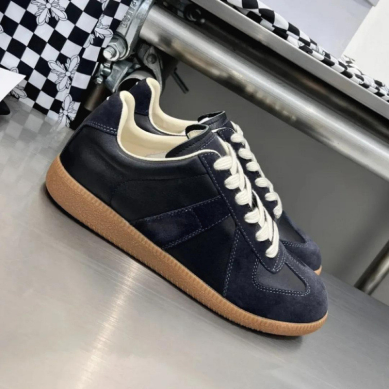 In-Stock German Training Shoes Classic Fashion Versatile Men's and Women's Shoes Round-Toe Lace-Up Flat Sneakers Couple Shoes Casual Sports Shoes In-Stock German Training Shoes Classic Fashion Versatile Men's and Women's Shoes Round-Toe Lace-Up Flat Sneakers Couple Shoes Casual Sports Shoes