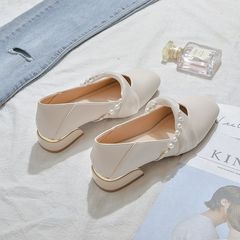 メアリージェーンの女性の靴 2025 新しい夏のミッドヒールスカートフレンチ厚いヒールシングルシューズ女性のソフトソール疲れない足ビーニー靴