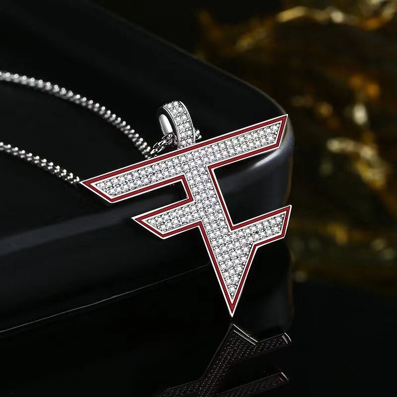 Fazeclan Necklace Csgo Peripheral Ins Trendy Hip-Hop Style for Men and Women Accessible Luxury Niche Sense 2023 Versatile