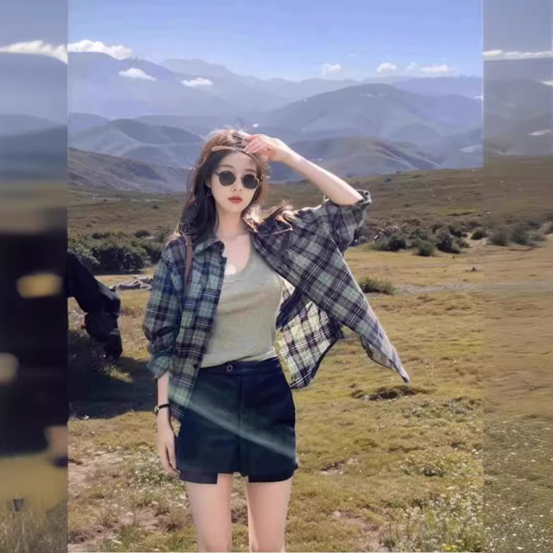 Green Sun Protection Plaid Shirt Jacket Women's Spring and Autumn New Casual Loose Summer Mid-Length Shirt Top Trendy Green Sun Protection Plaid Shirt Jacket Women's Spring and Autumn New Casual Loose Summer Mid-Length Shirt Top Trendy