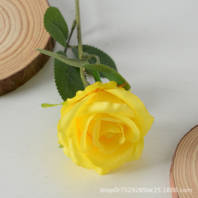 Light yellow 7cm (silk)