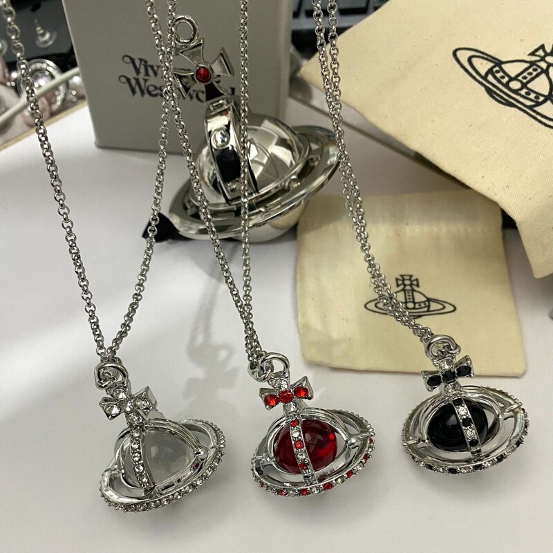 Xijia Stereo Orb Large Movable Diamond Saturn Glass Bead Planet Necklace Niche High-End Sweater Chain Xijia Stereo Orb Large Movable Diamond Saturn Glass Bead Planet Necklace Niche High-End Sweater Chain