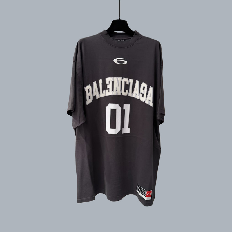 【In-Stock Instant Shipping】Authentic High-Quality B Brand 01 Heavy-Duty Patch Embroidery Letter Jersey Unisex Short-Sleeve T-Shirt