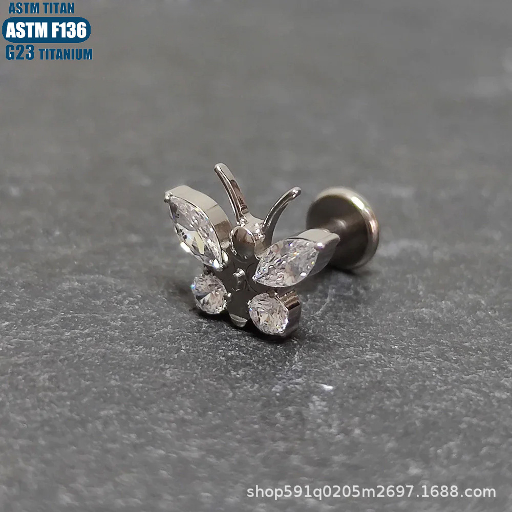 16G labret stud size and finish detail