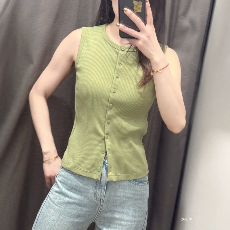 Women's Slim-Fit Front-Button Sleeveless Vest Cardigan 2026 Summer Style Round Neck Solid Color T-Shirt Top L484226 Women's Slim-Fit Front-Button Sleeveless Vest Cardigan 2026 Summer Style Round Neck Solid Color T-Shirt Top L484226