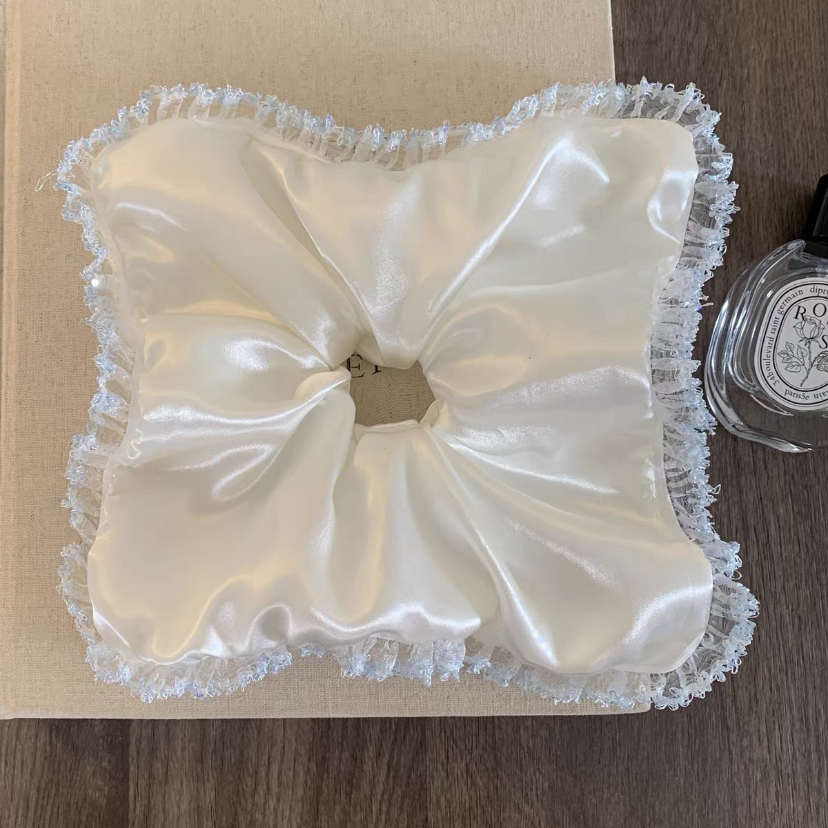 80# 새틴 블루 다이아몬드 스퀘어 스카프 헤어 타이-26cm