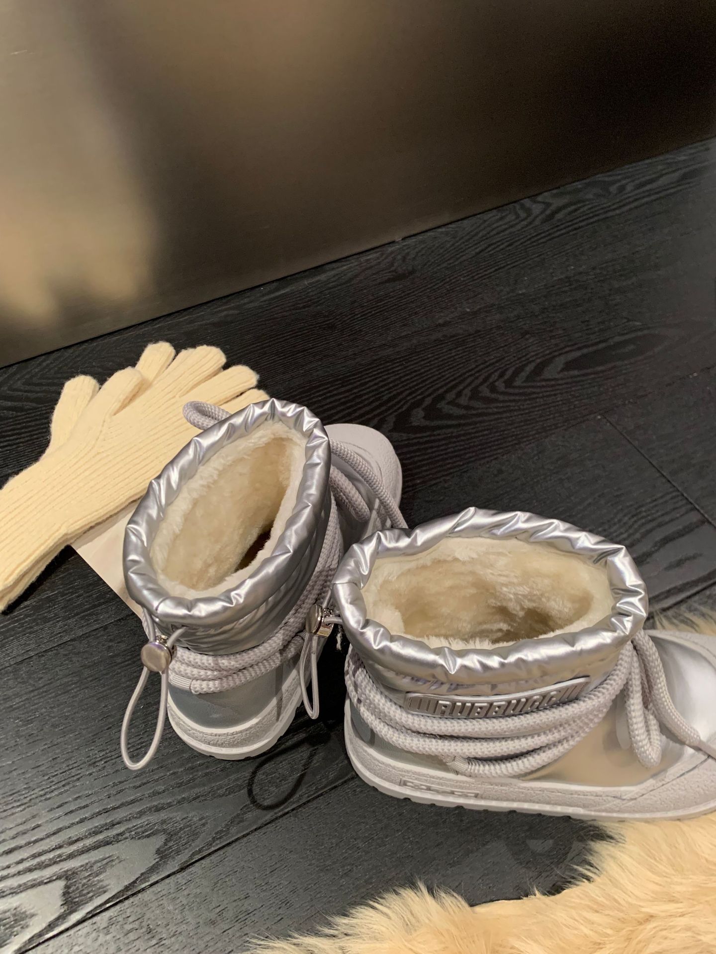 ShoeGlobe Damen-Schneestiefel aus echtem Leder mit dicker Sohle, Schnürung und warmem Futter – Herbst/Winter 2025 – Modisch, rutschfest, mit dicker Baumwollsohle_voghion.com