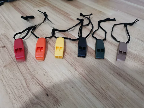 Outdoor first aid survival dual-frequency arc tone rescue whistle first aid whistle dual-frequency survival whistle