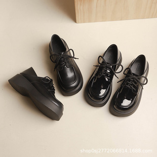 Genuine leather lace-up British fleece-lined small leather shoes women's black heightened platform loafers single-layer shoes women's patent leather 2023 New