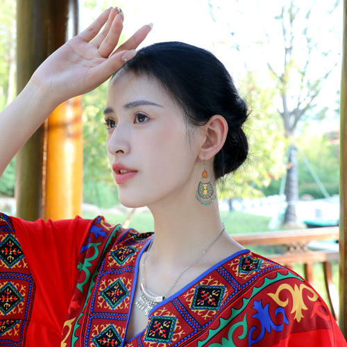 Handmade retro bohemian ethnic style earrings, feminine holiday tassel earrings, Thai long personalized earrings