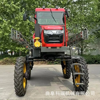 3000L乘坐式自走打药机 100马力封闭空调驾驶室 玉米地喷杆喷雾机